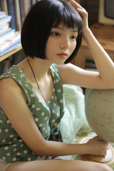 《女教师》未删减