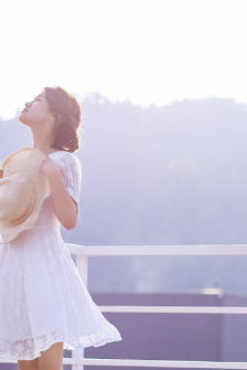 女明星走光